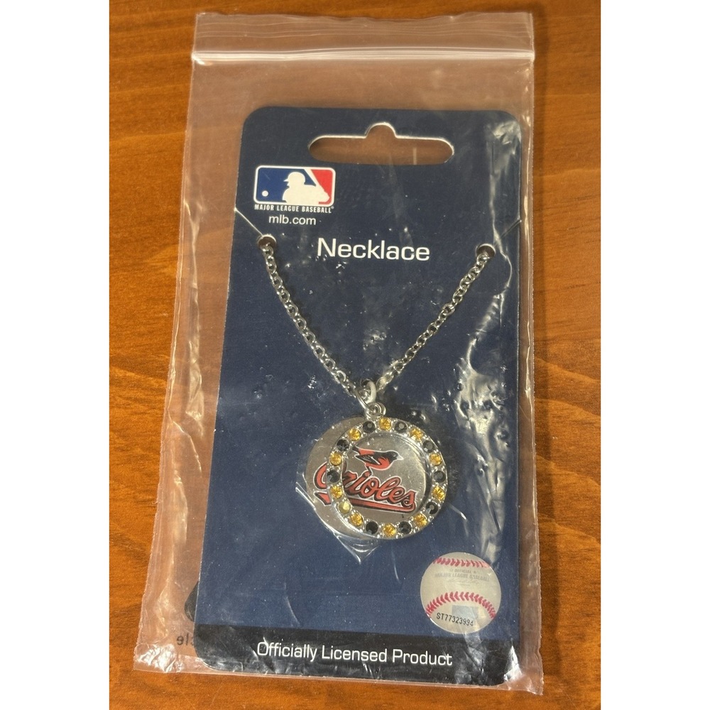 MLB Baltimore Orioles Rhinestone Pendant Necklace NOS Gift Idea Fan Wear - Picture 7 of 7